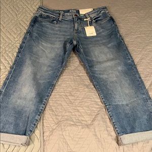 BRAND NEW WITH TAGS Women’s jeans